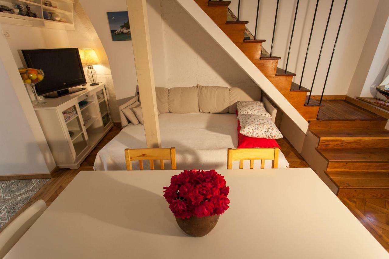 Barbarossa House With Parking Apartment Đảo Đảo Cres Ngoại thất bức ảnh