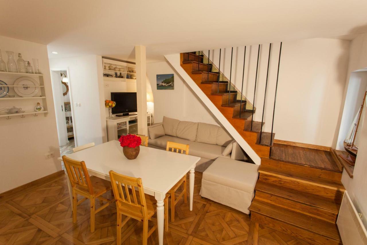 Barbarossa House With Parking Apartment Đảo Đảo Cres Ngoại thất bức ảnh